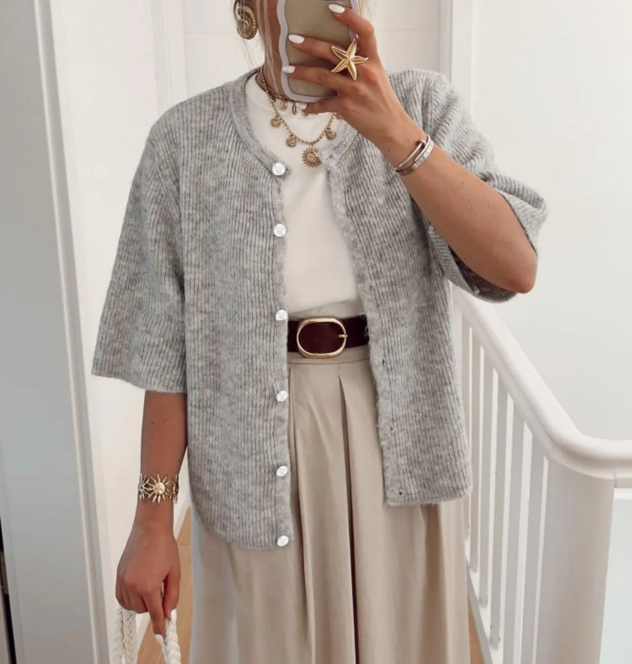 BAIGRAM Women Button Up Short Sleeve Cardigan Crew Neck Cropped Oversized Sweaters Cute Going Out Knit Y2K Tops