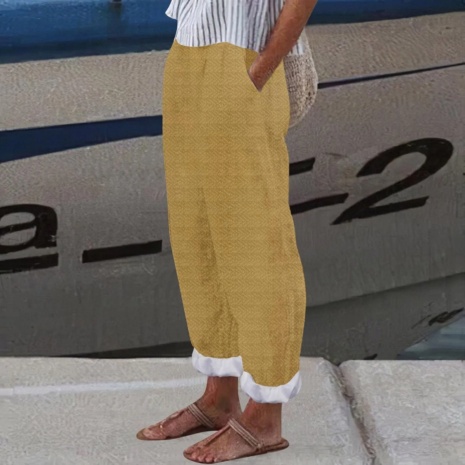 Cropped Linen Pants for Women Casual Straight Leg Elastic Waist Pants Printed Beach Summer Trousers with Pockets