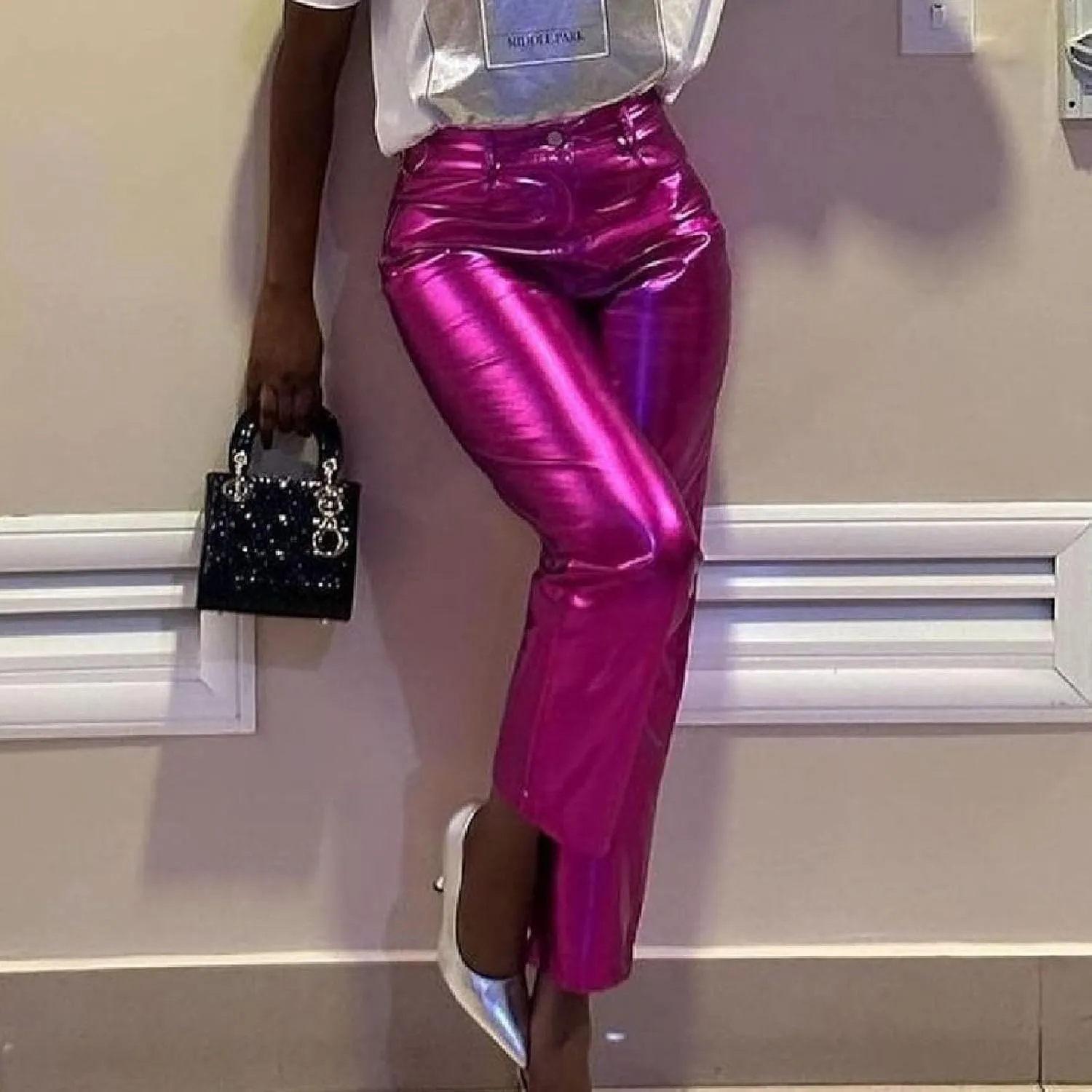 FZVYD Women's Shiny Metallic Straight Leg Faux Leather Pants High Waist Satin Cargo Pants 2024 Y2K Punk Trousers with Pockets