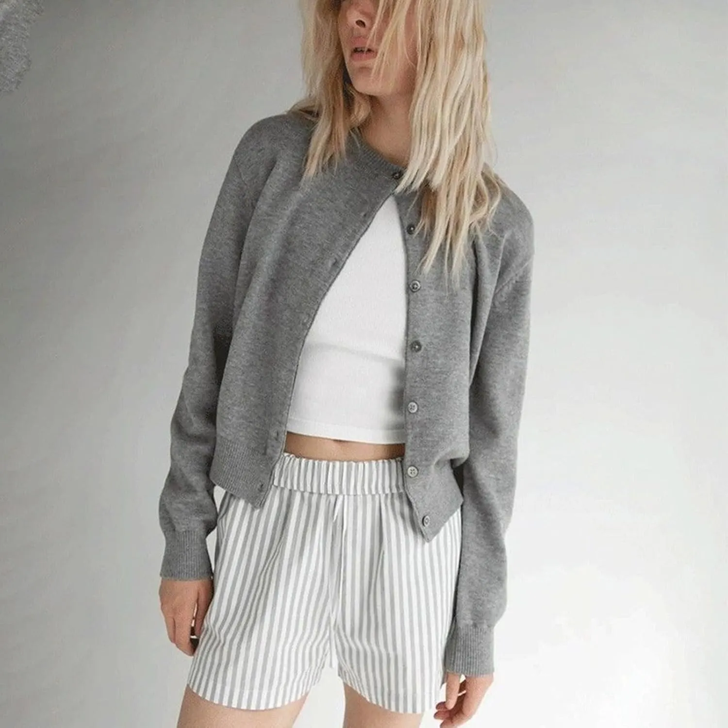 Women Y2k Button Down Crop Sweater Cardigan Long Sleeve Open Front Crewneck Cardigan Cute Knit Pullover Tops